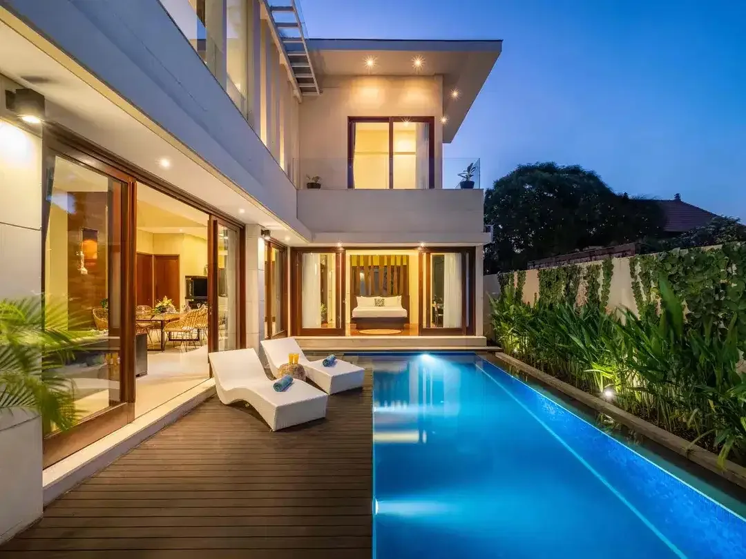 LUXURY VILLA FOR SALE – WALKING DISTANCE TO BATU BOLONG BEACH, CANGGU - Image 5 of 10