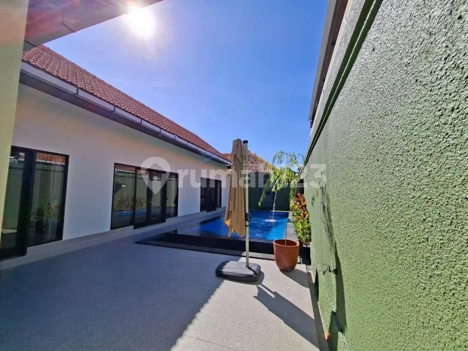Villa Baru Disanur Fully Furnished, Dekat Pantai Sanur - Image 1 of 4