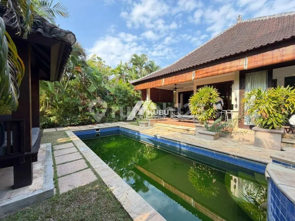 Kbp1698 Charming Villa With Minimalist Design In Complex Sanur Area. - Image 1 of 4