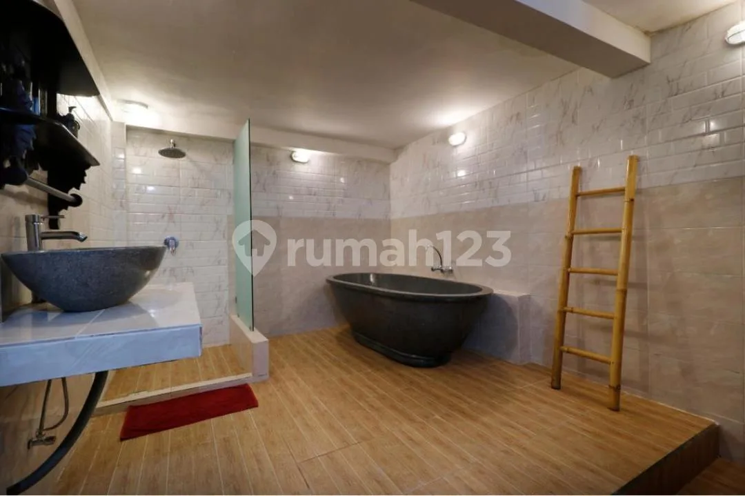 Dijual Rumah di Lodtunduh Ubud 2 Lantai Garasi dan Kolam Renang - Image 3 of 4