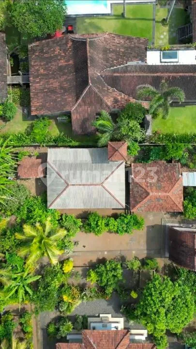 Villa Lux Dpn Pantai Persis Luas Furnished Pool Strategis Tabanan - Image 3 of 4