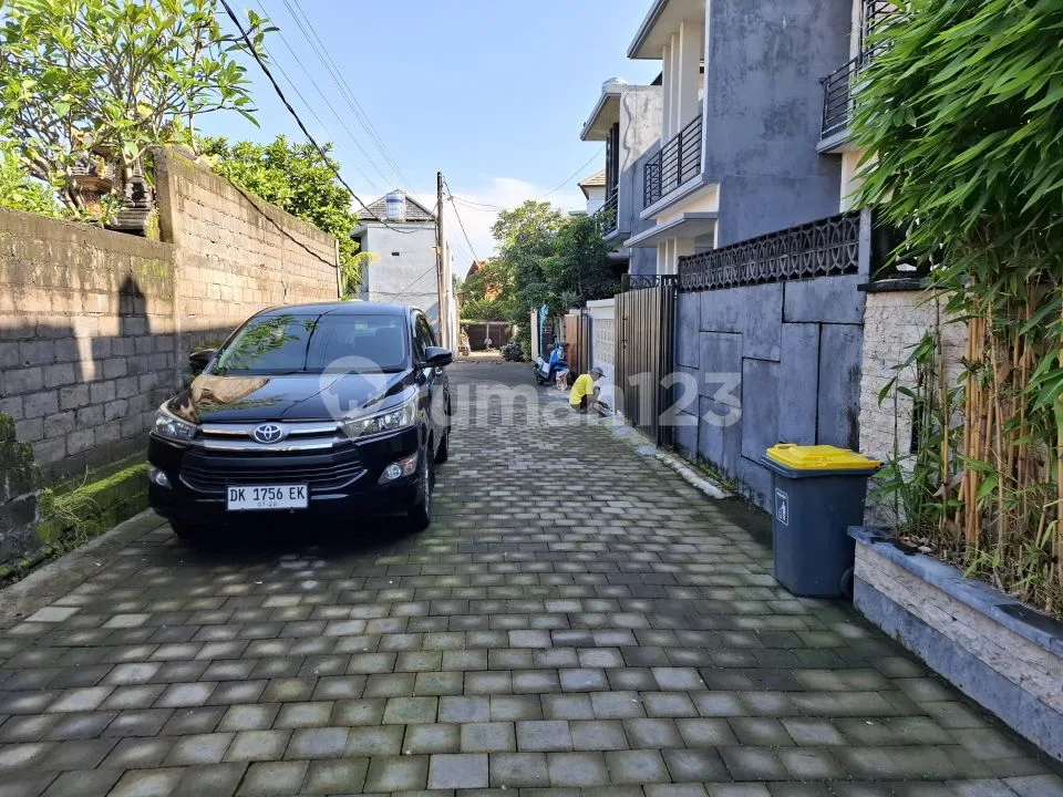 Rumah Furnished Jl Raya Padang Luwih Cocok Utk Keluarga - Image 2 of 4