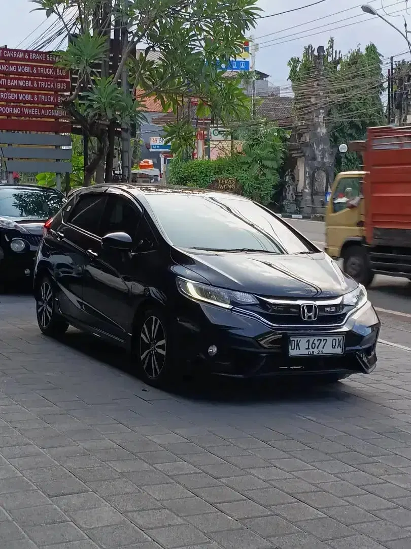 HONDA JAZZ RS FACELIFT LAST EDITION ASLI BALI SUPER ISTIMEWA - Image 1 of 10