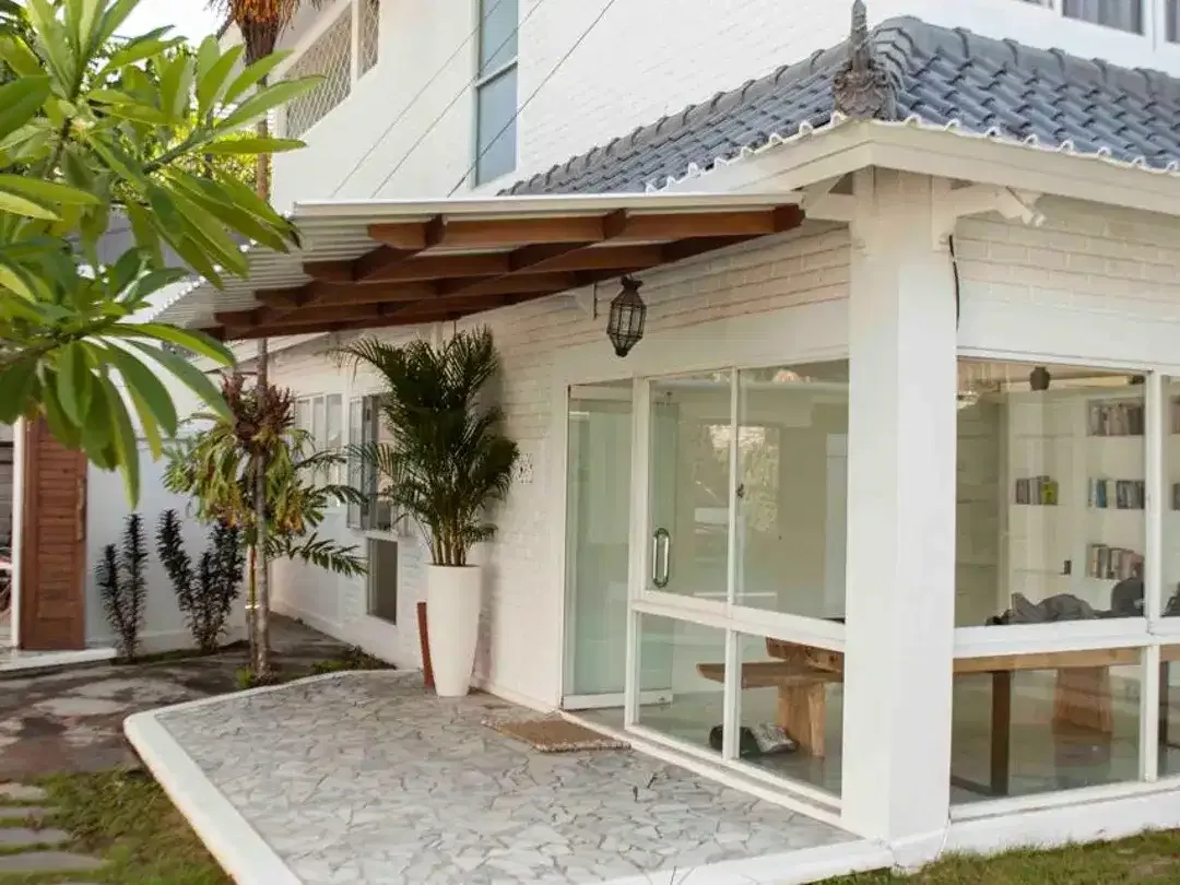 Freehold Villa For Sale in Central Beraban Seminyak Area - Image 3 of 10