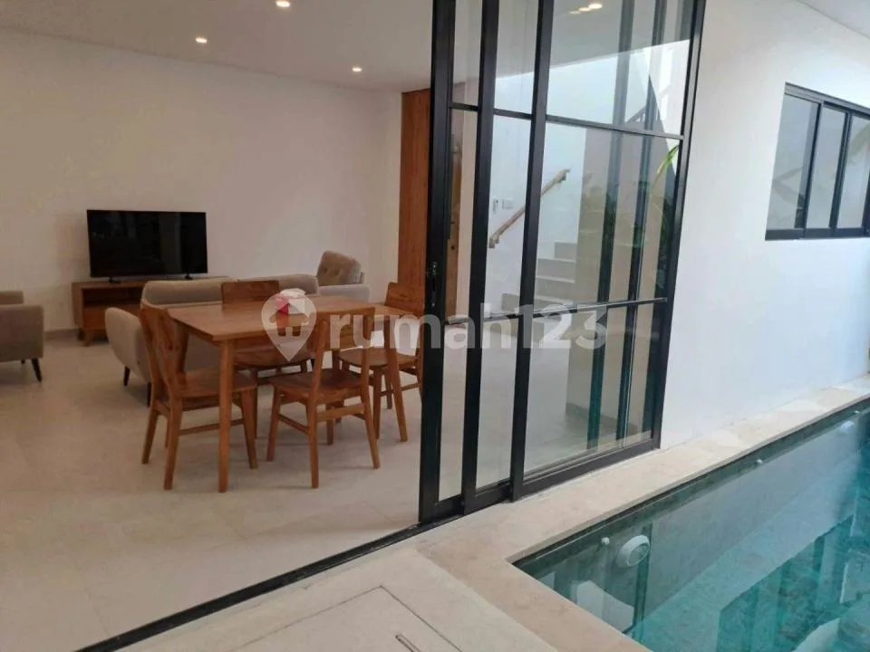 Villa Modern 2 Kamar Tidur, Fully Furnished, Siap Huni di Canggu - Image 1 of 4