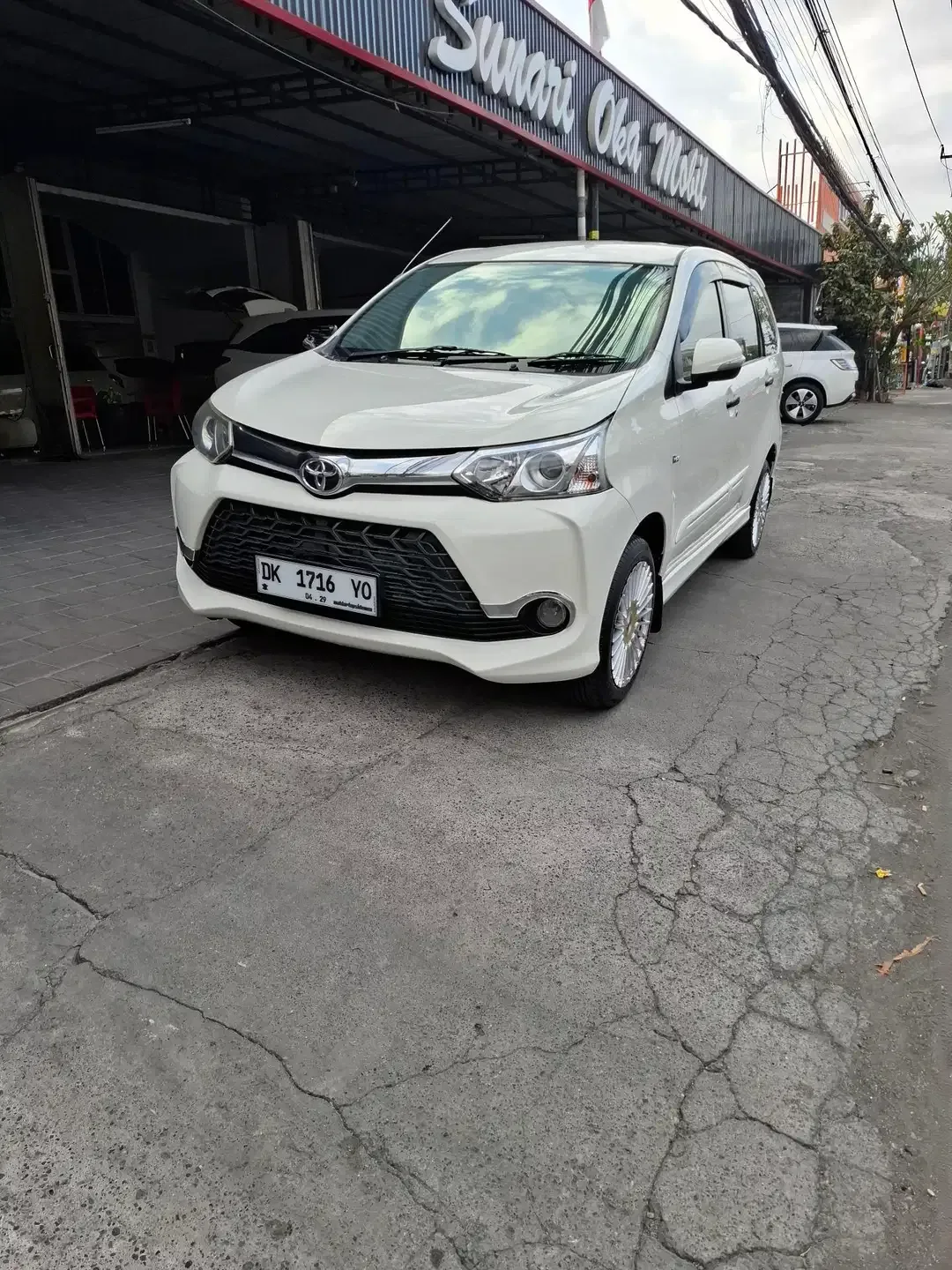 Toyota Avanza Veloz 1.5 manual - Image 1 of 5