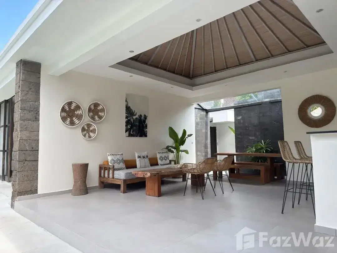 4 Bedroom Villa for sale in Seminyak, Bali - Image 6 of 10