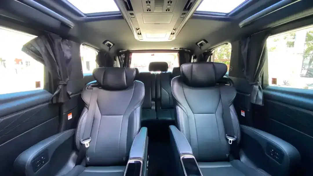Toyota Alphard 2.5 G CVT 2024 - Hitam Metalik - Image 10 of 10