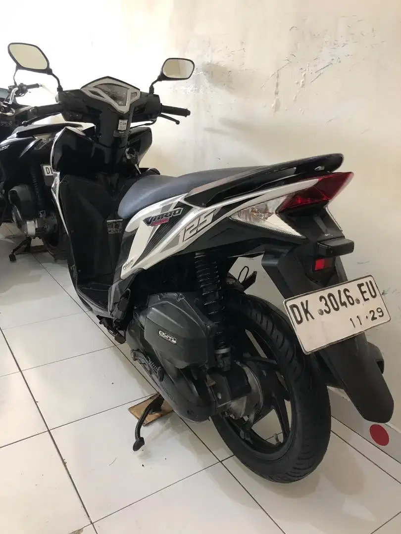 Honda Vario 125 Th.2014 hitam putih!! - Image 9 of 10