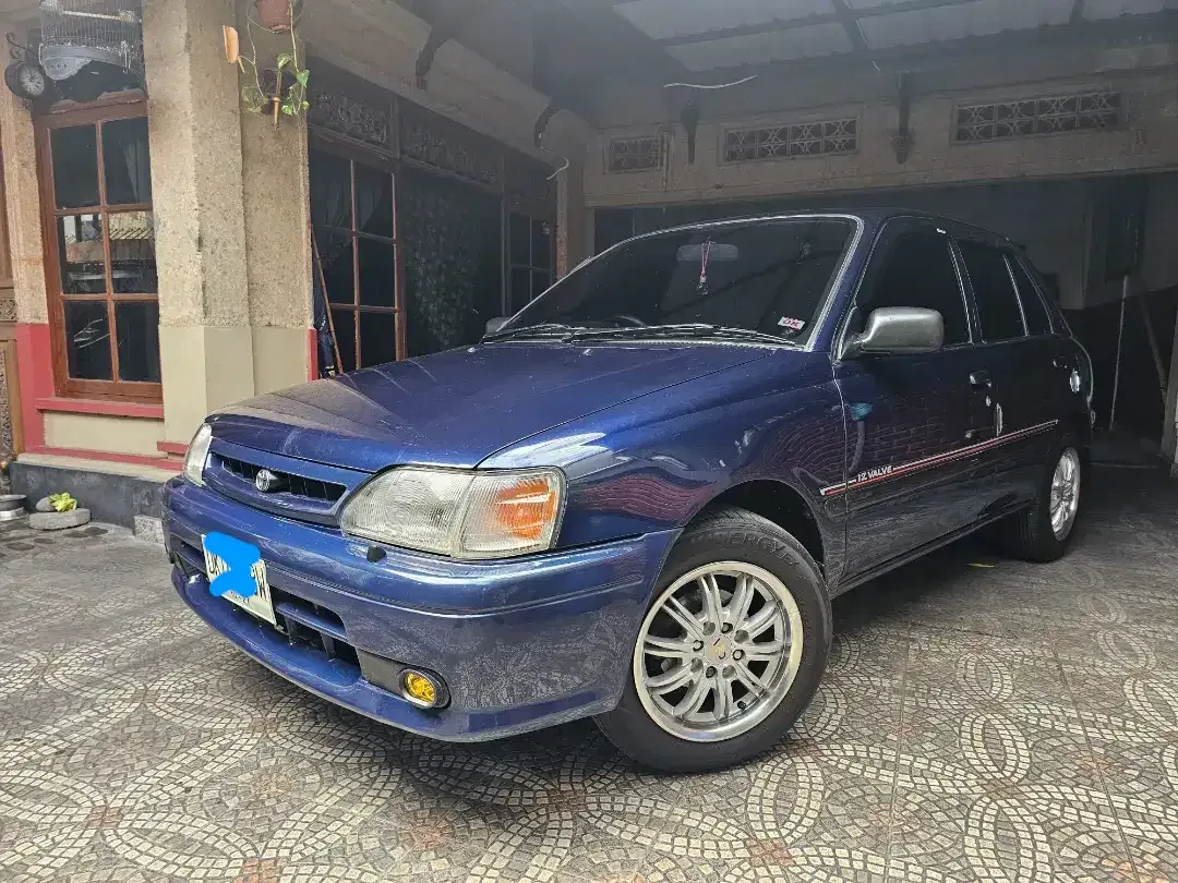 Toyota Starlet 1.3 SE Tahun 1995 Istimewa - Image 1 of 10