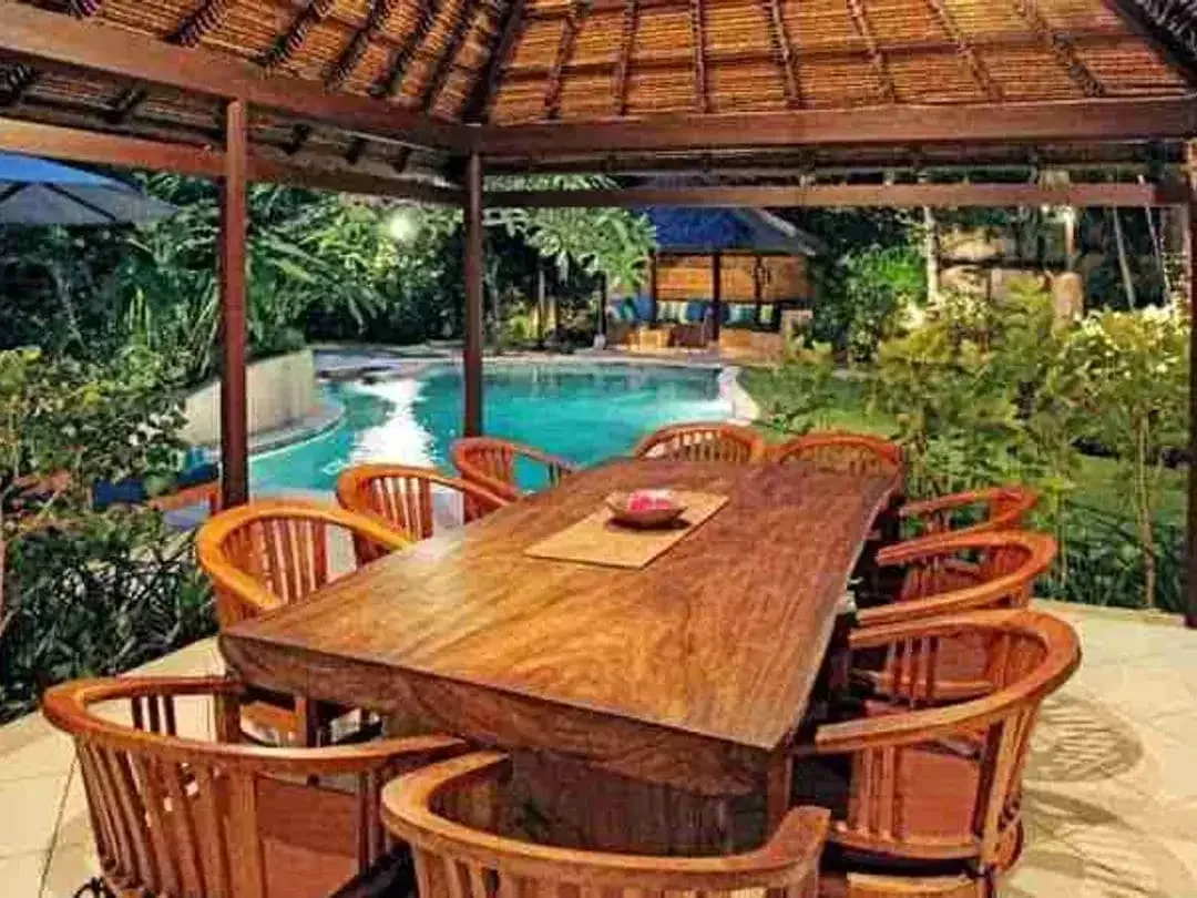 Villa Balinese Premium Dekat Pantai Seminyak - Image 3 of 10