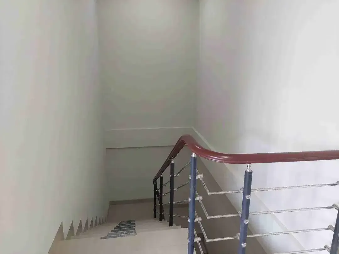Rent Rumah Cluster One Gate Resident Gatsu Timur Dkt Mall, Dyatmika - Image 9 of 10