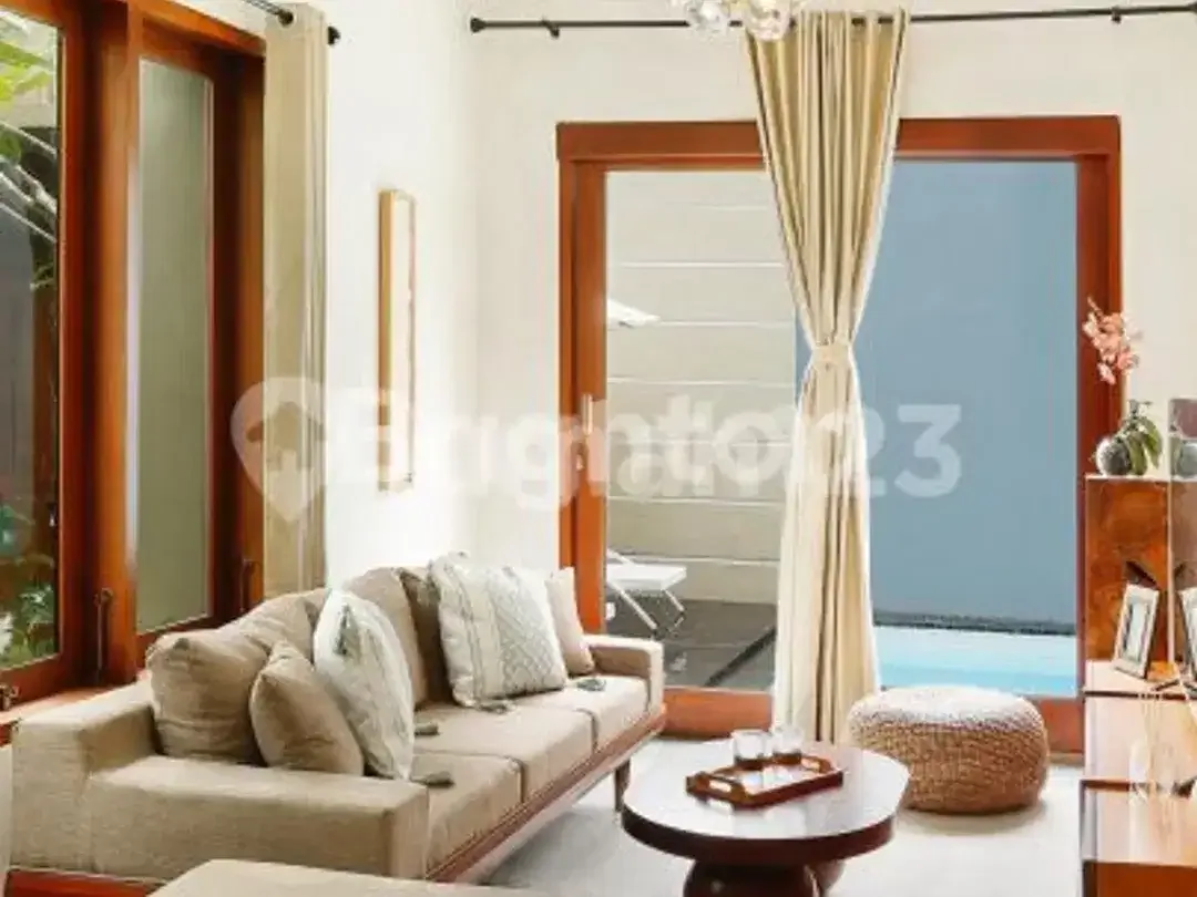 VILLA MODERN DESIGN FULLY FURNISHED JIMBARAN - Image 4 of 5