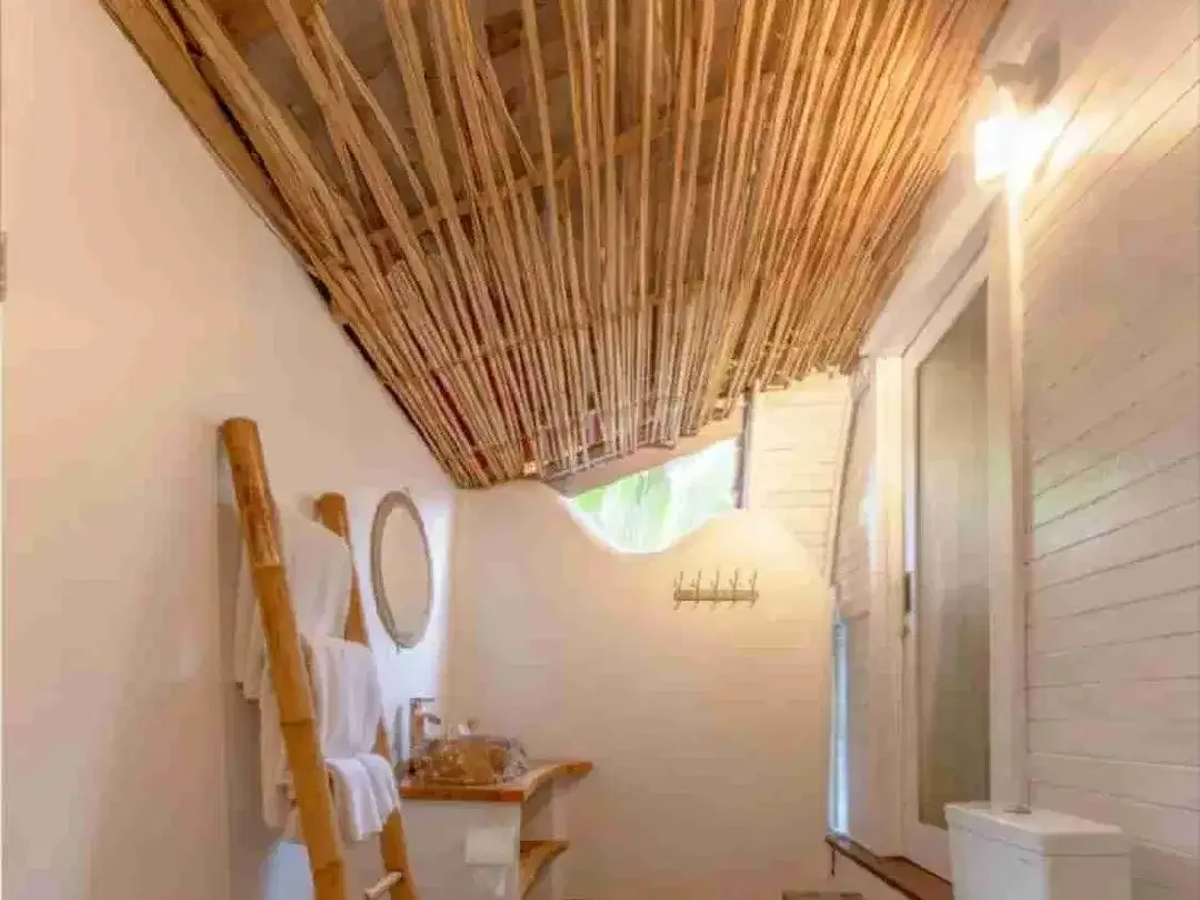 BOUTIQE HOTEL FOR SALE AT BINGIN BEACH PECATU ULUWATU BALI - Image 9 of 10