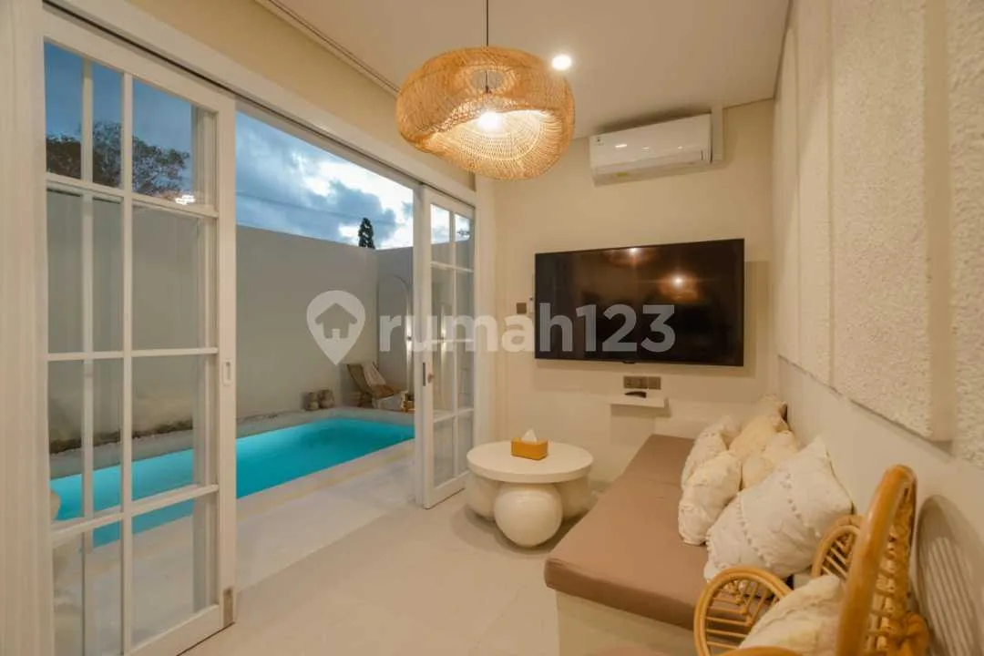 Villa Gaya Mediterranean Dekat Pantai Melasti dan Sidewalk Mall - Image 4 of 4