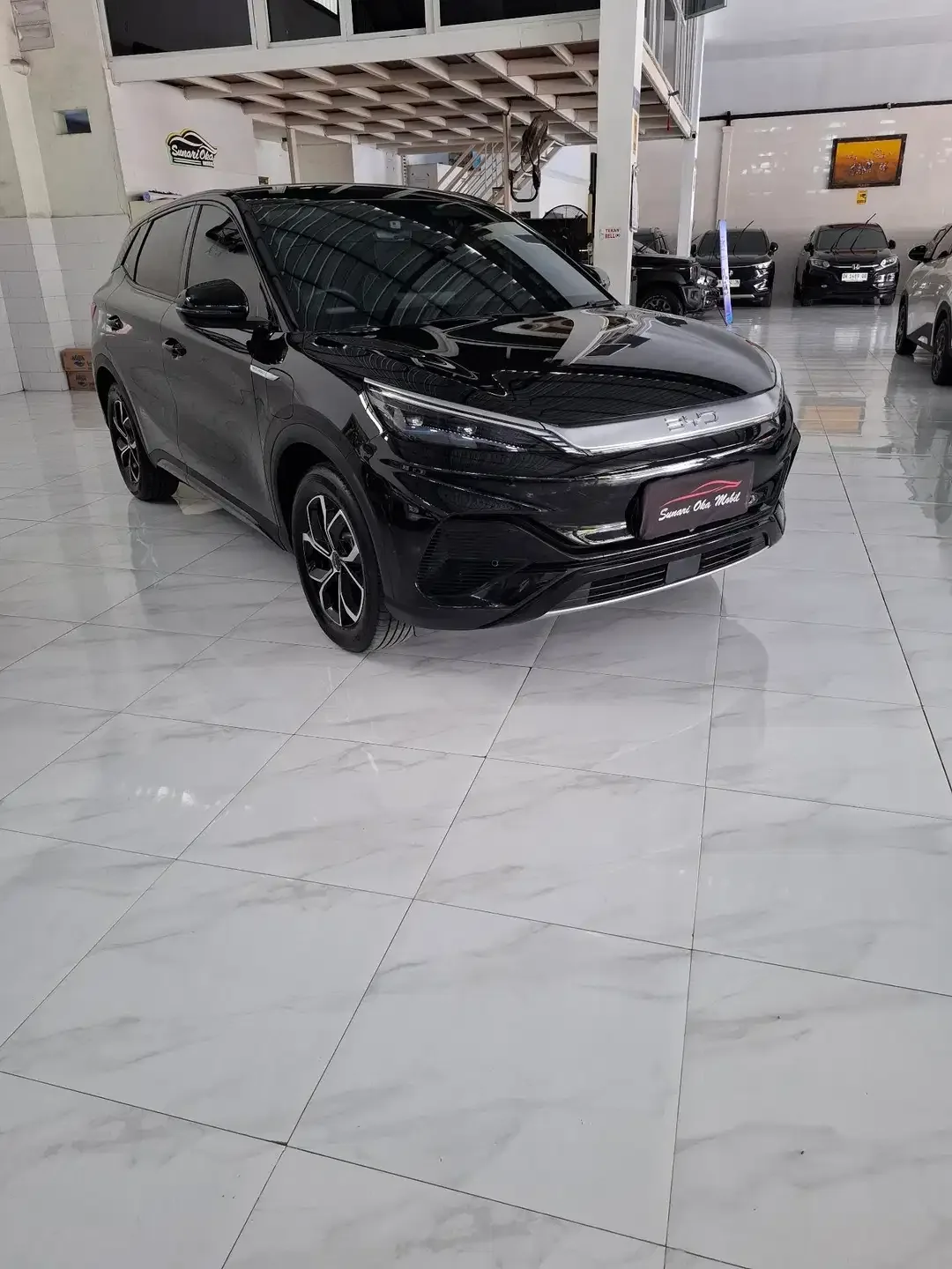 BYD atto 3 hitam - Image 1 of 8