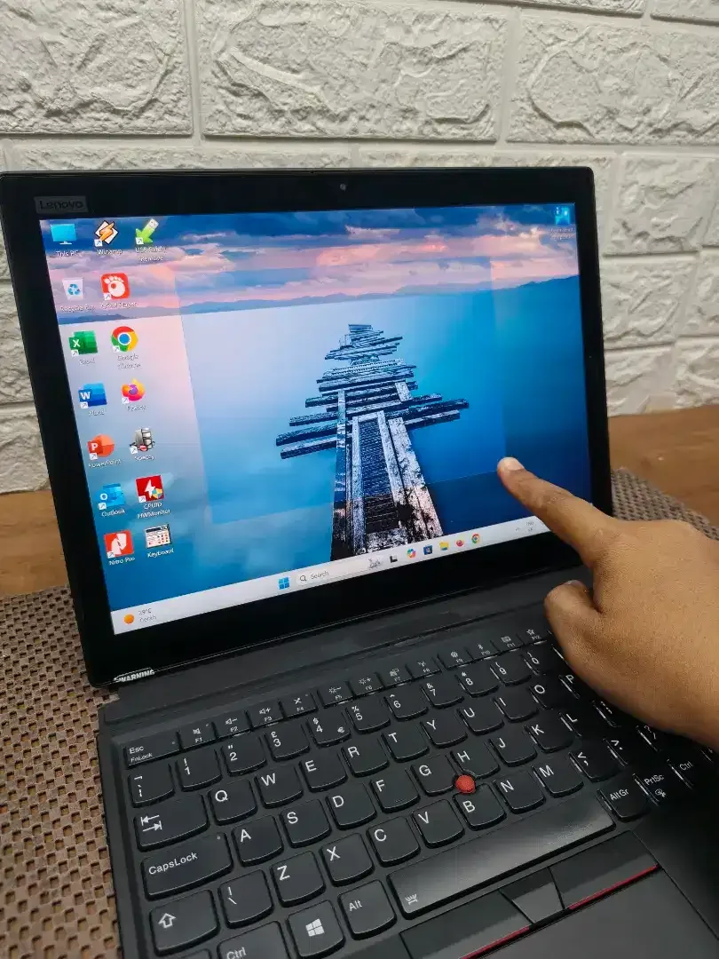 Lenovo Thinkpad X1 Tablet Gen3 intel Core i5 Gen-8 (8/256gb) JOSS - Image 3 of 5