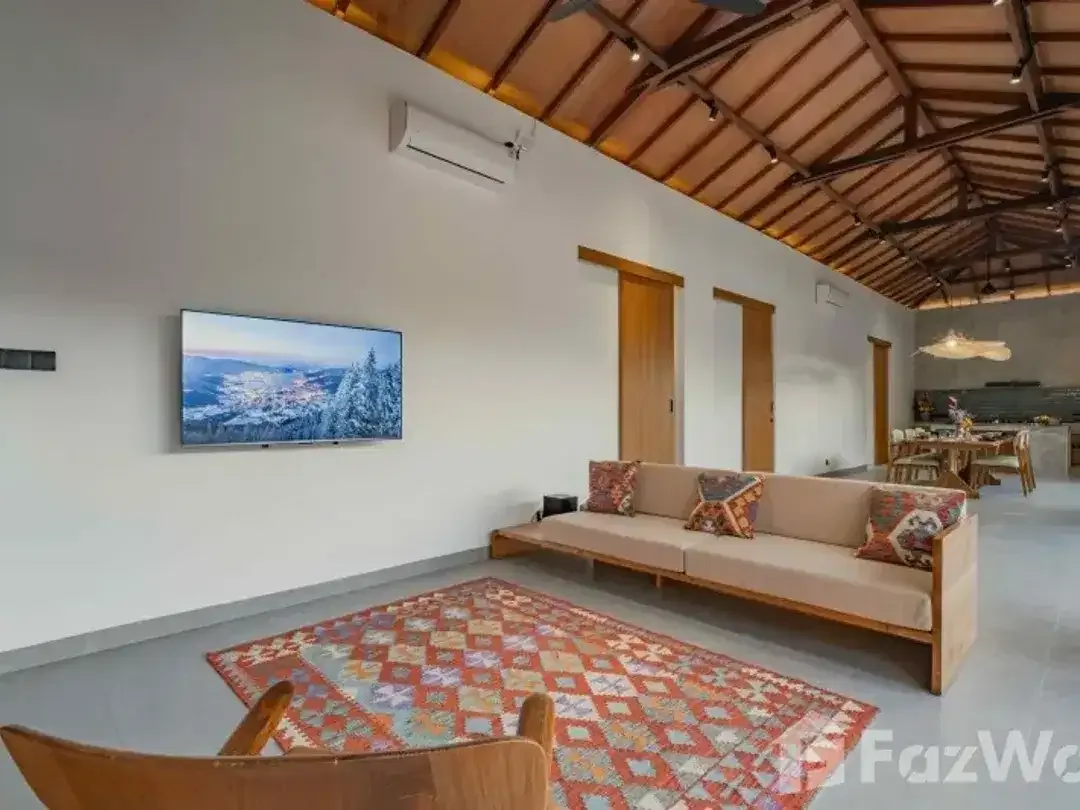 2 Bedroom Villa for sale in Tampak Siring, Bali - Image 2 of 10
