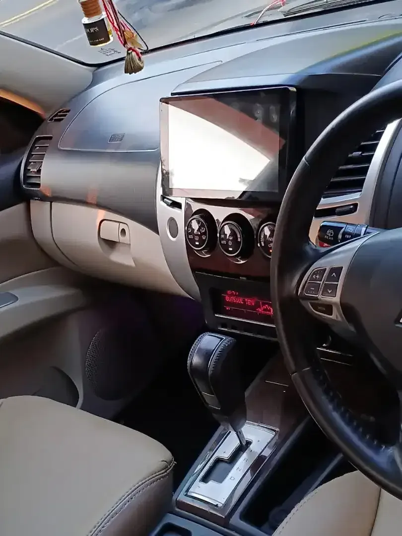 PAJERO SPORT EXCEED SOLAR FULL VARIASI GANTENG - Image 7 of 10