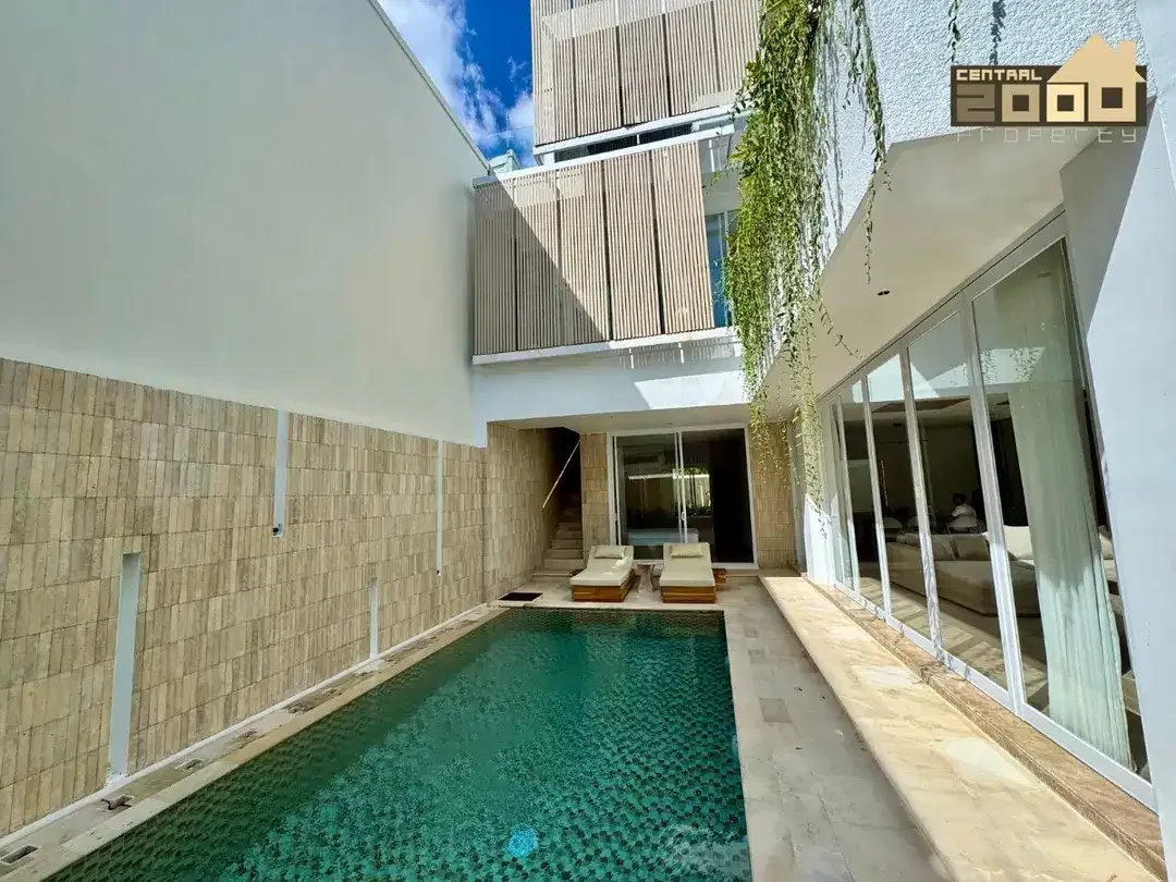 Luxury Modern European-Style Villa, Tumbak Bayuh, Canggu - Image 2 of 10