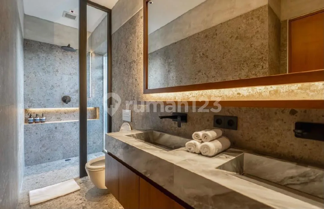 Dijual Villa Mewah Los Sungai - Tirta Tawar, Ubud - Image 3 of 4
