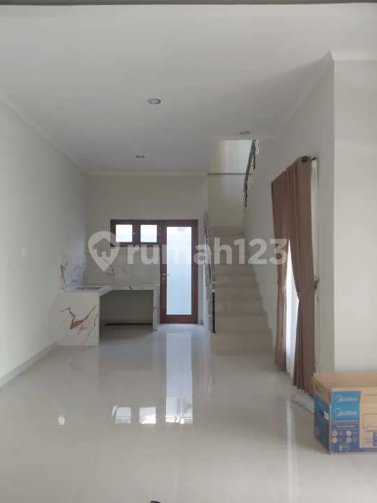 Rumah Cantik Brand New 3 Bedroom Denpasar Bali - Image 2 of 4