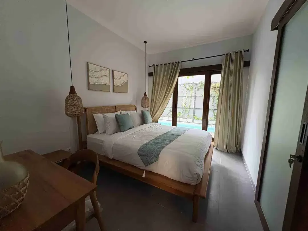 Villa minimalis 2 lantai 3 kamar big pool di Perum Terrace Paviliun Jimbaran. - Image 2 of 8