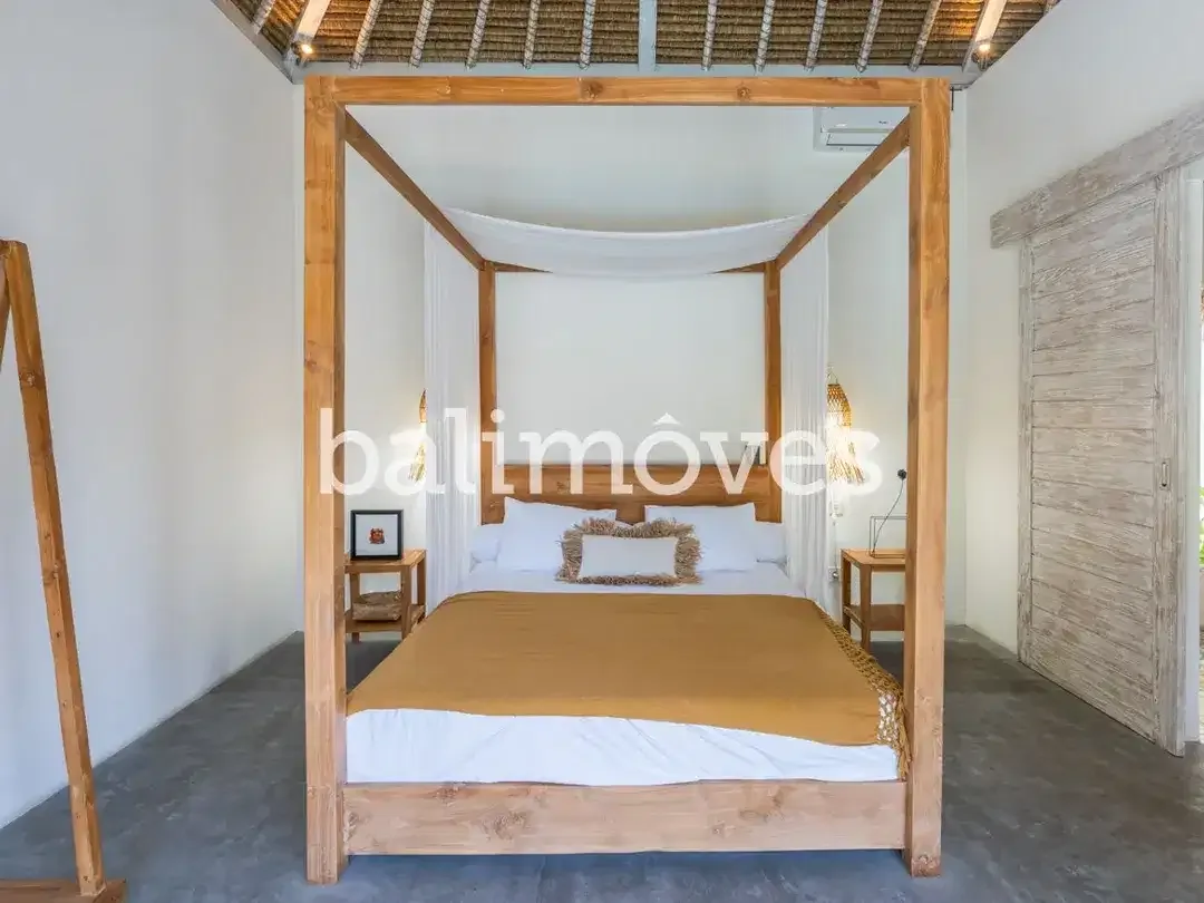 Villa yang Menawan dengan Tiga Kamar Tidur yang Luas di Sanur - Image 9 of 10