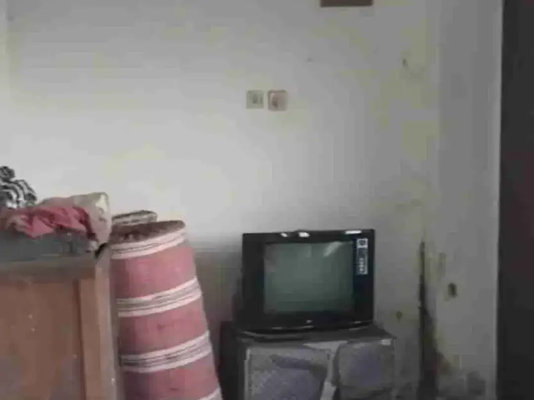 Dijual Bangunan Komersial 3,5 Lantai di Gajah Mada Tabanan - Image 3 of 9
