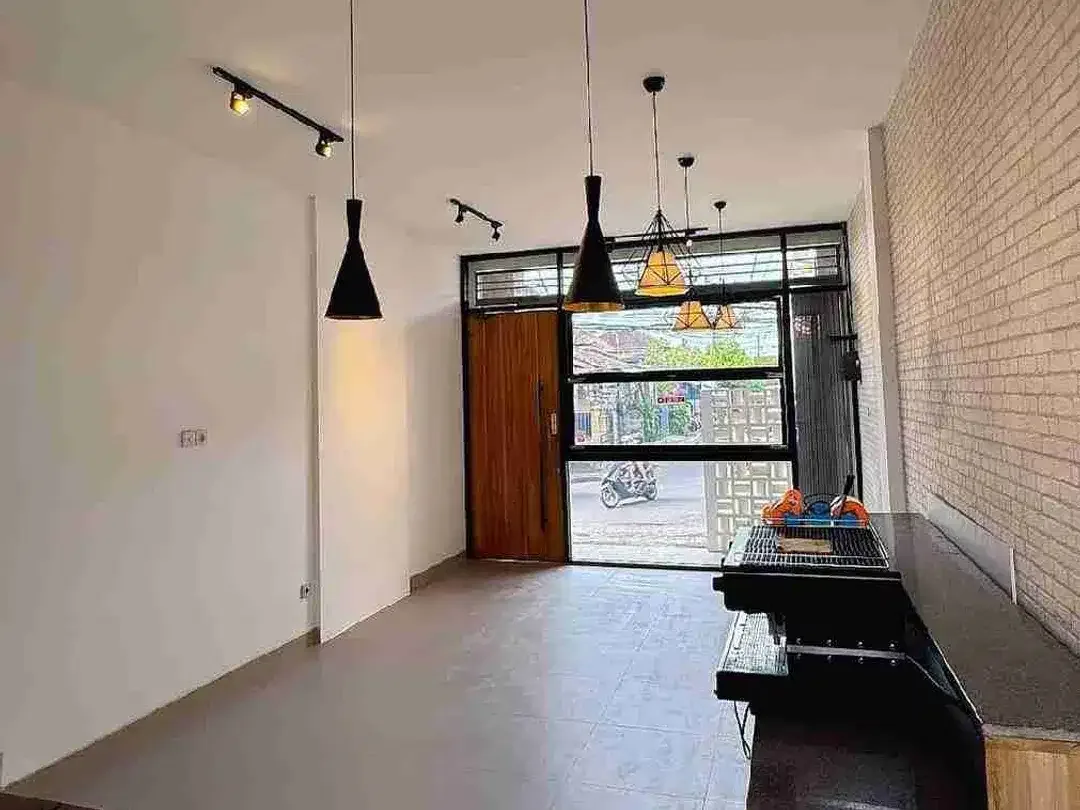Ruko 2 Lantai Dijual di Panjer Renon Denpasar – SHM, Lokasi Strategis - Image 4 of 8