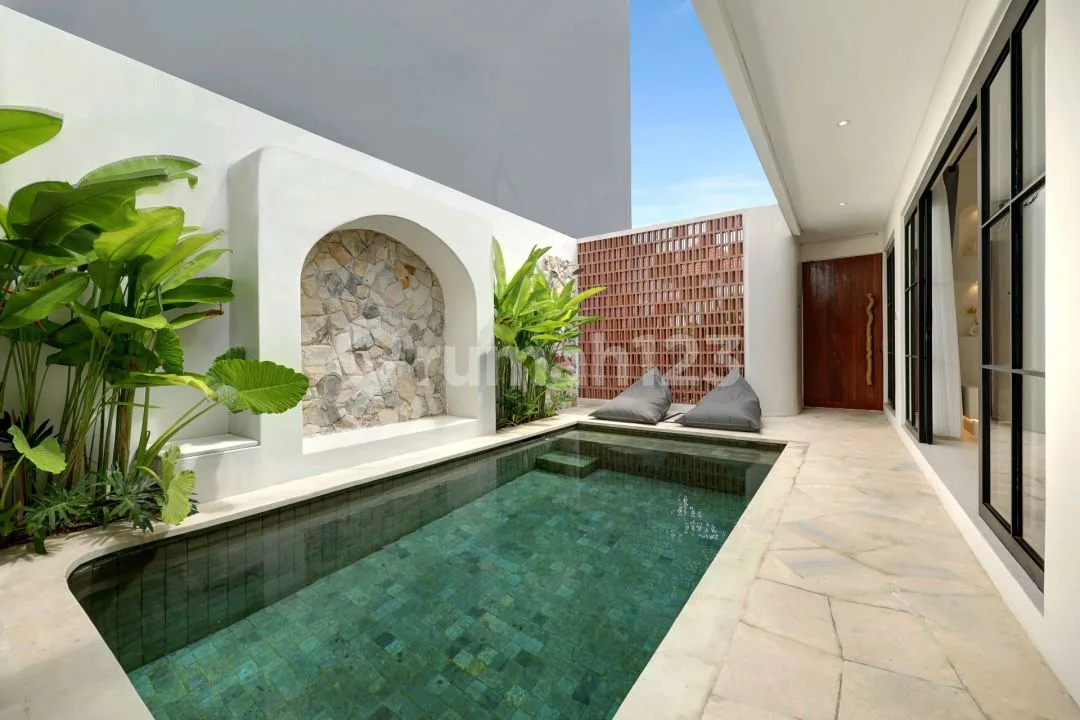 Exclusive 2Br Mediterranean Villa With Private Pool - Close To Ubud - Image 3 of 4