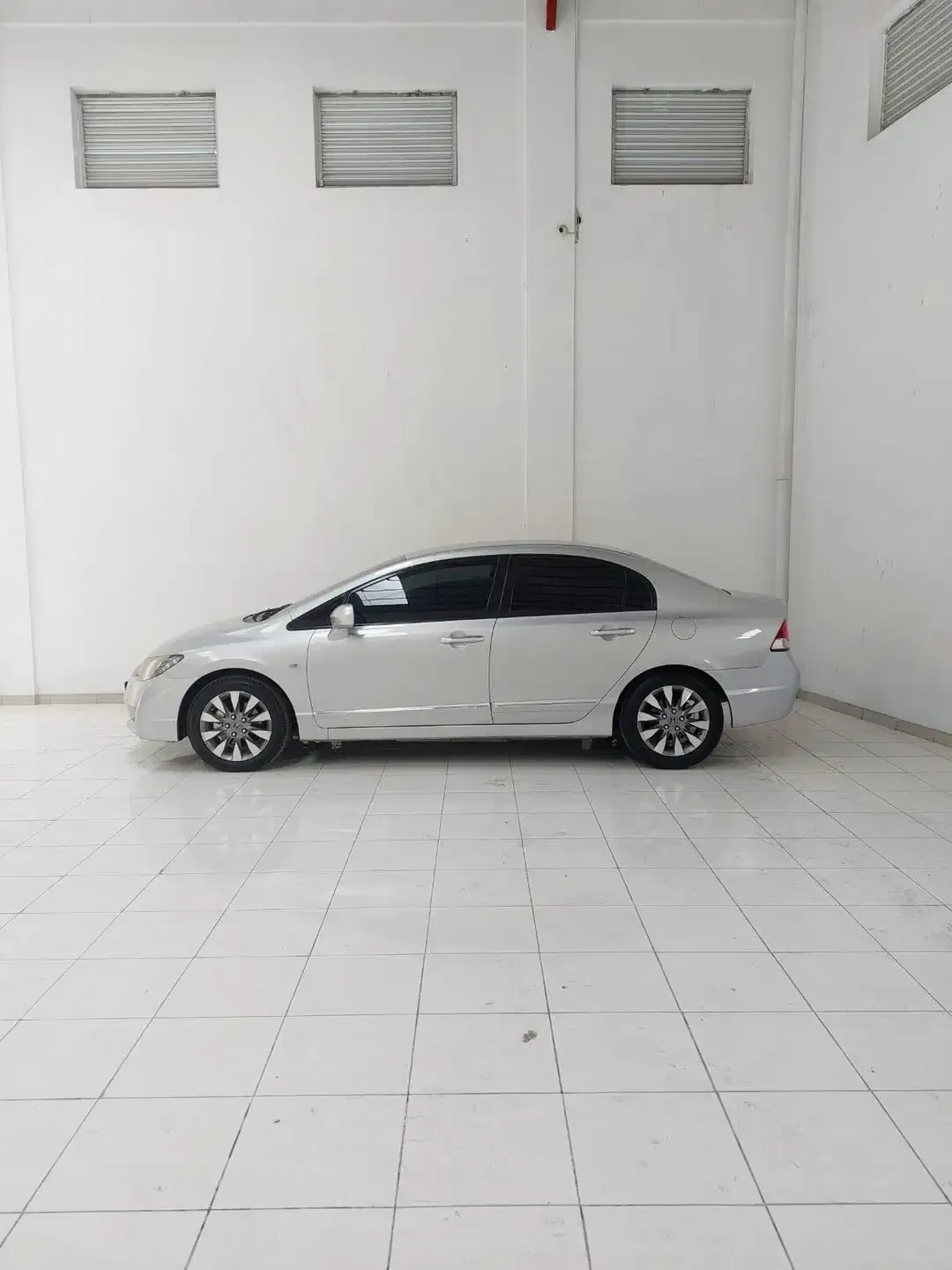 Honda Civic FD1 1.8 AT 2009 - Image 4 of 10
