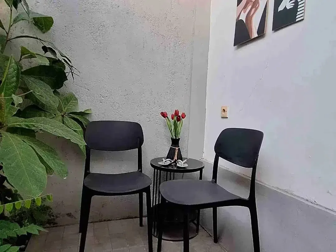 1 BEDROOM FLAT WITH PRIVATE GATE AND KITCHEN IN KEROBOKAN BALI - Image 4 of 10