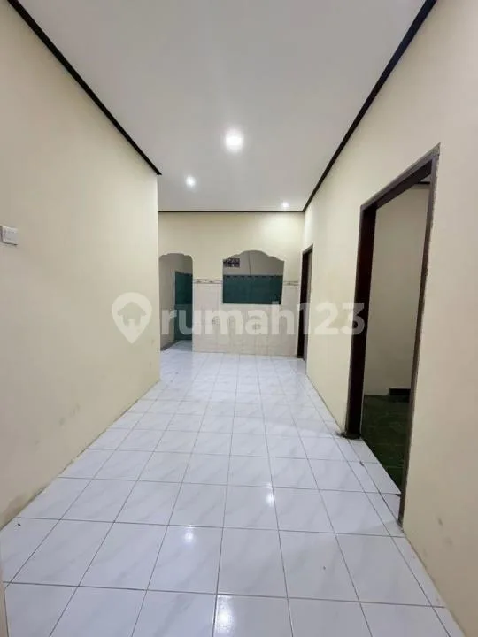 Dikontrakan Rumah Unfurnished, Jalan Cekomaria, Denpasar Utara - Image 4 of 4