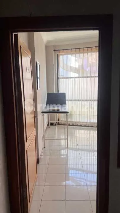 Dijual Ruko 3 Lantai SHM IMB di Kawasan Hotel Area Legian Kuta - Image 3 of 4