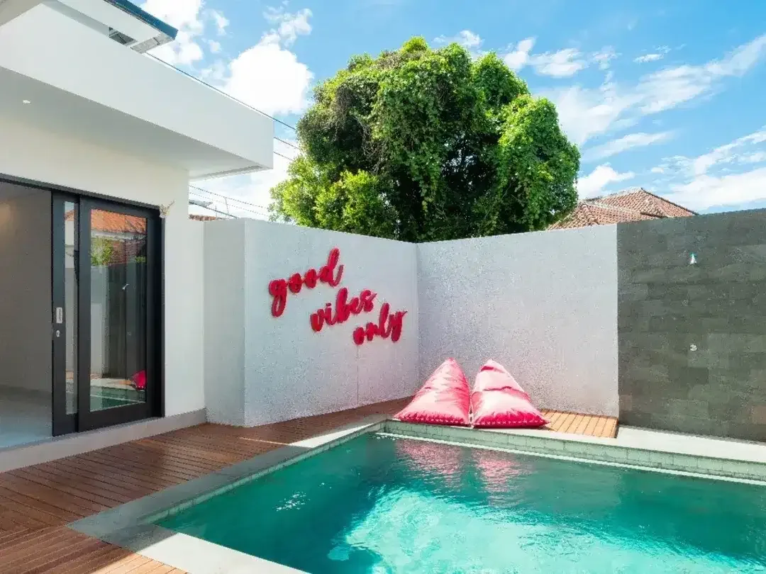 LEASEHOLD 26.5 Years IDR 4,2 Billion – Stylish Modern Villa in Umalas - Image 2 of 10