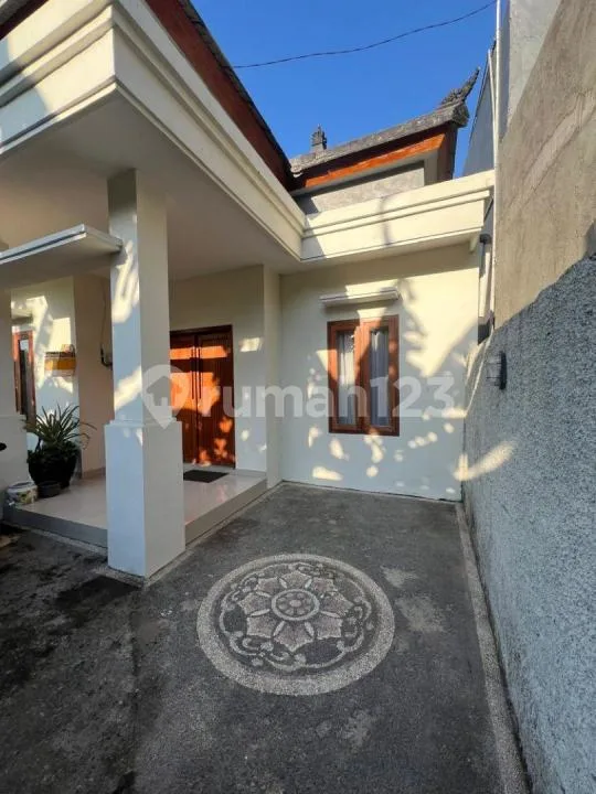 Brand New Rumah Minimalis di Ketewel, Bali (Disewakan/For Rent) - Image 2 of 4