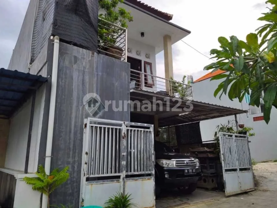 Rumah 2 Lantai Area Strategis Harga Terjangkau Kebo Iwa - Image 1 of 4