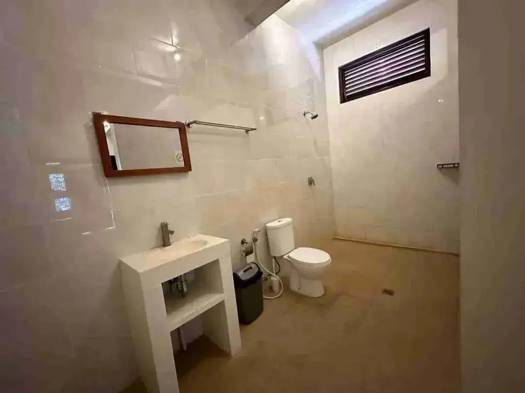 Guest House Freehold 9 Kamar di Batu Bolong Canggu - Image 5 of 10