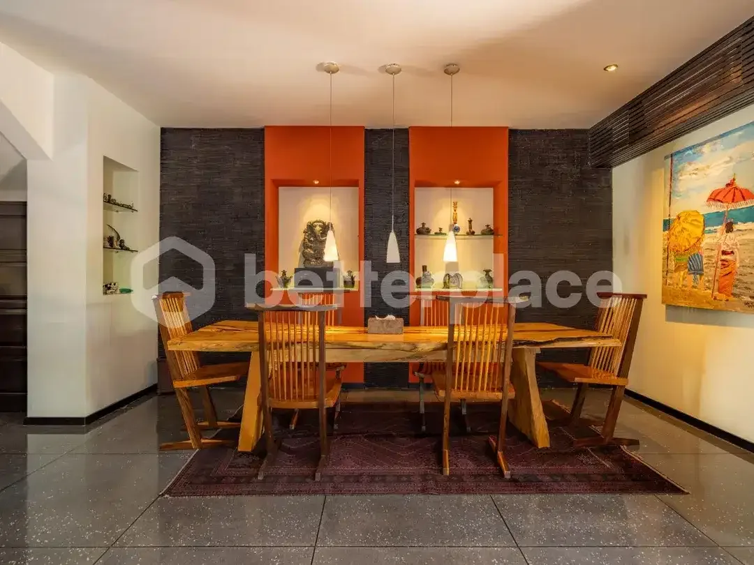 Spacious Freehold Family Villa in Jimbaran with Large Garden and Private Pool - Image 10 of 10