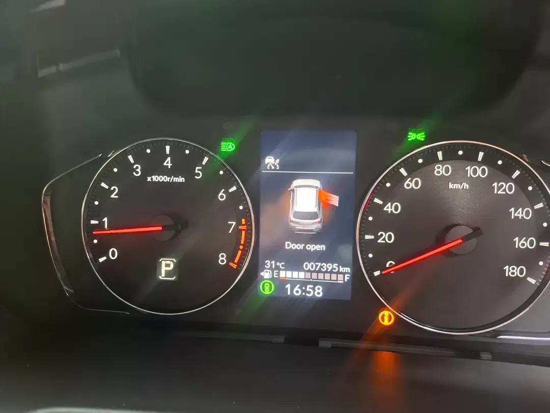 HONDA WRV RS 1.5 SENSING - Image 5 of 7