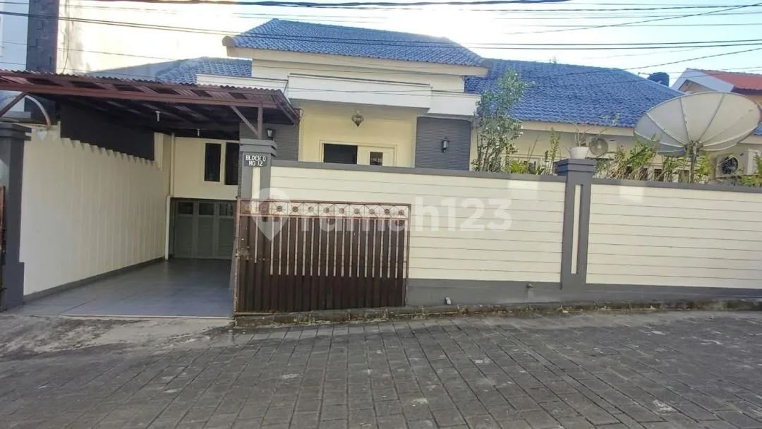 Rumah Siap Huni di Jalan Karang Mas Dekat Four Seasons Jimbaran - Image 1 of 4
