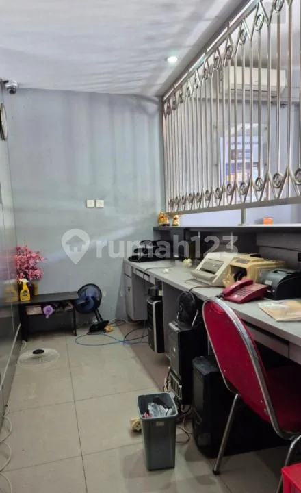 Ruko 3Lt Siap Pakai di Jalan Utama Mahendradatta Denpasar - Image 4 of 4