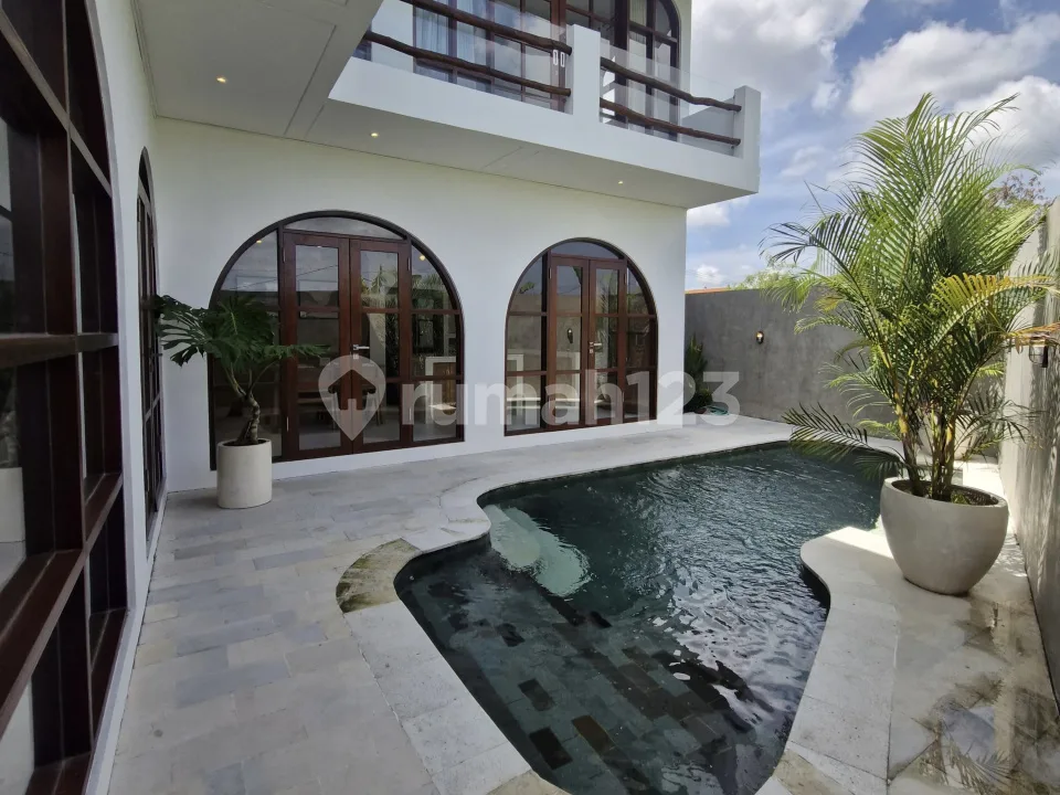 For Rent 2 Bedroom Rice Field View Villa In Tumbak Bayuh - Image 2 of 4