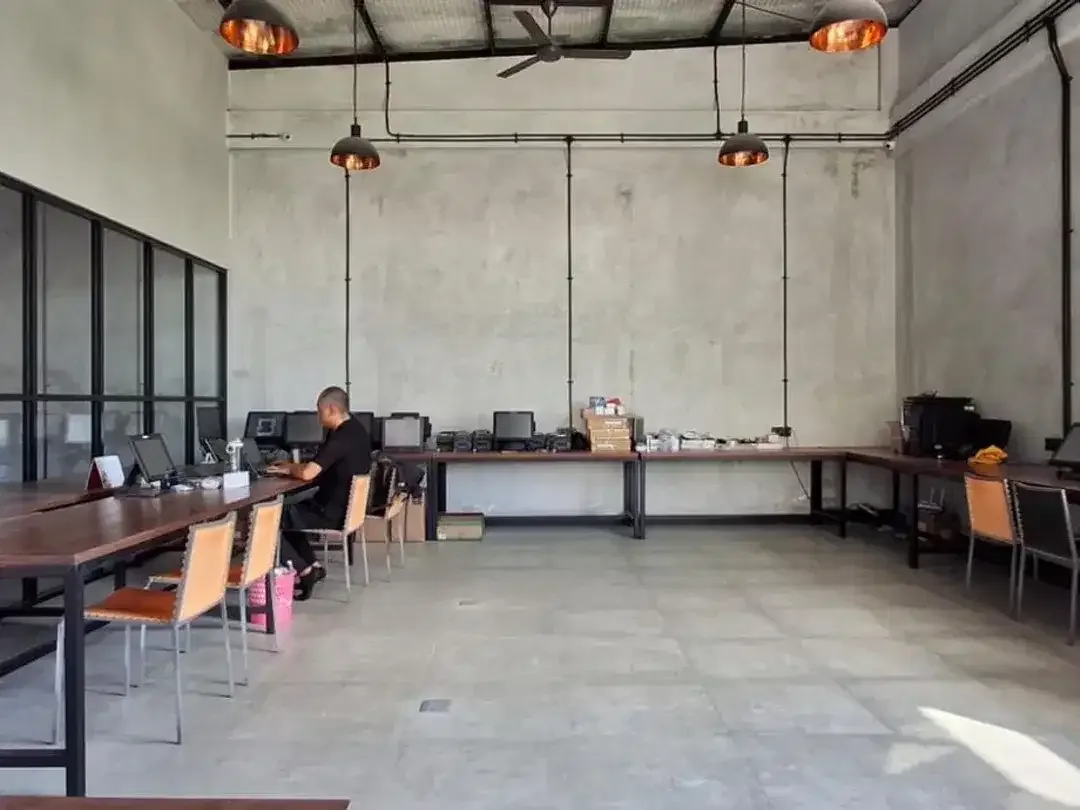 Vila 4 Kamar Tidur + Kantor Dijual, di Seminyak - Image 6 of 9