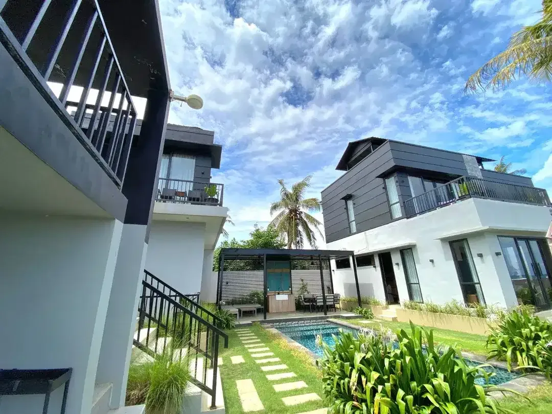 Villa Tepi Pantai Saba Gianyar Bergaya Modern Tropical Bangunan Baru - Image 6 of 10