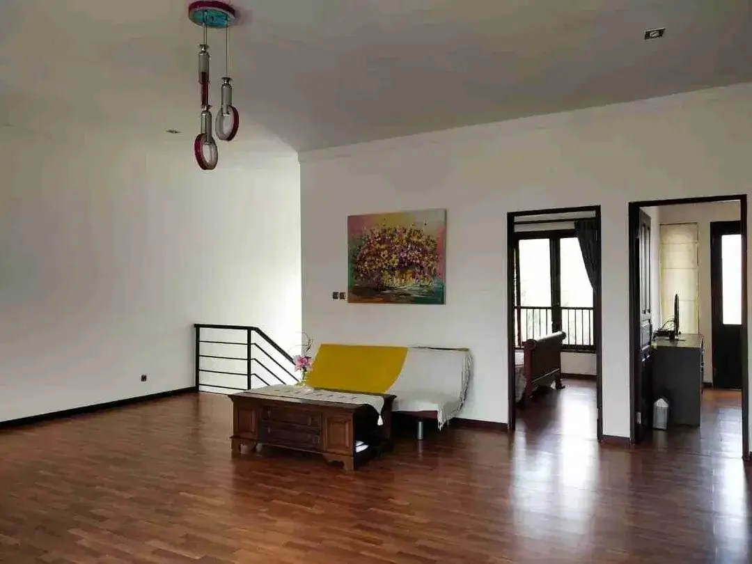 Dijual Rumah 2lt Semi Furnish Perumahan Budha Cemeng Ukir Pemecutan Kelod Denpasar - Image 5 of 6