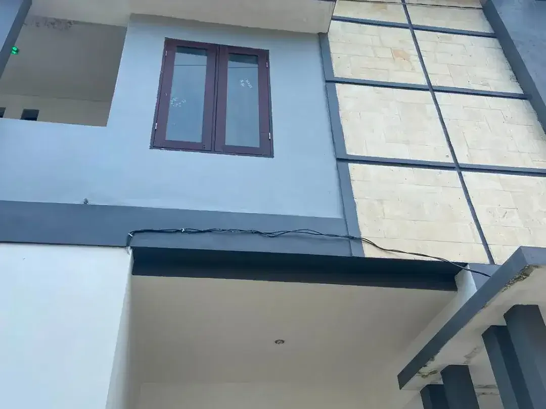 RUMAH BARU CARGO DENPASAR UTARA EMPAT KAMAR MEWAH - Image 3 of 10