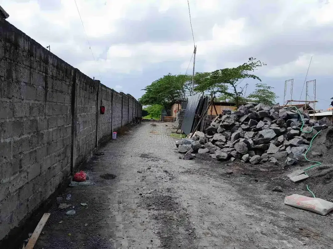 Dijual tanah ukuran kecil  super langka siap Bangun Di jalan padonan tibubeneng canggu  Bali - Image 2 of 5
