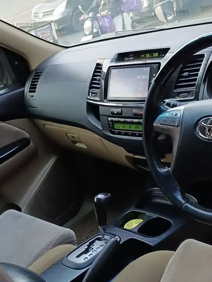 FORTUNER TRD VNT TURBO AT DISEL SUPER ISTIMEWA - Image 9 of 10